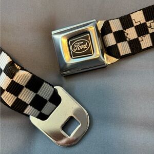 Checkerboard seat, belt style belt